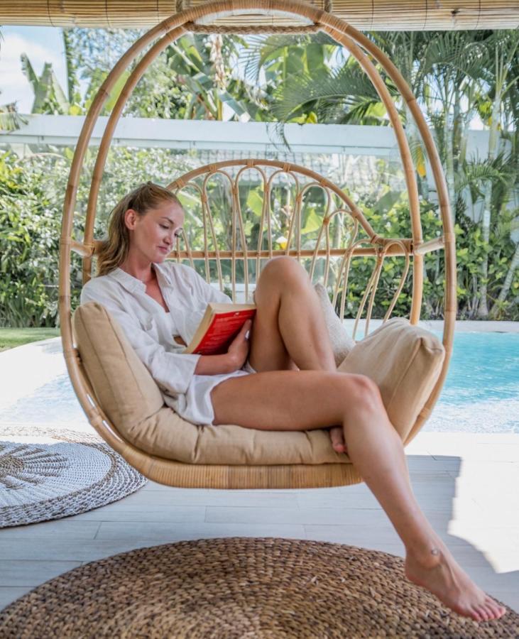 Cocowhite Villa Seminyak Esterno foto