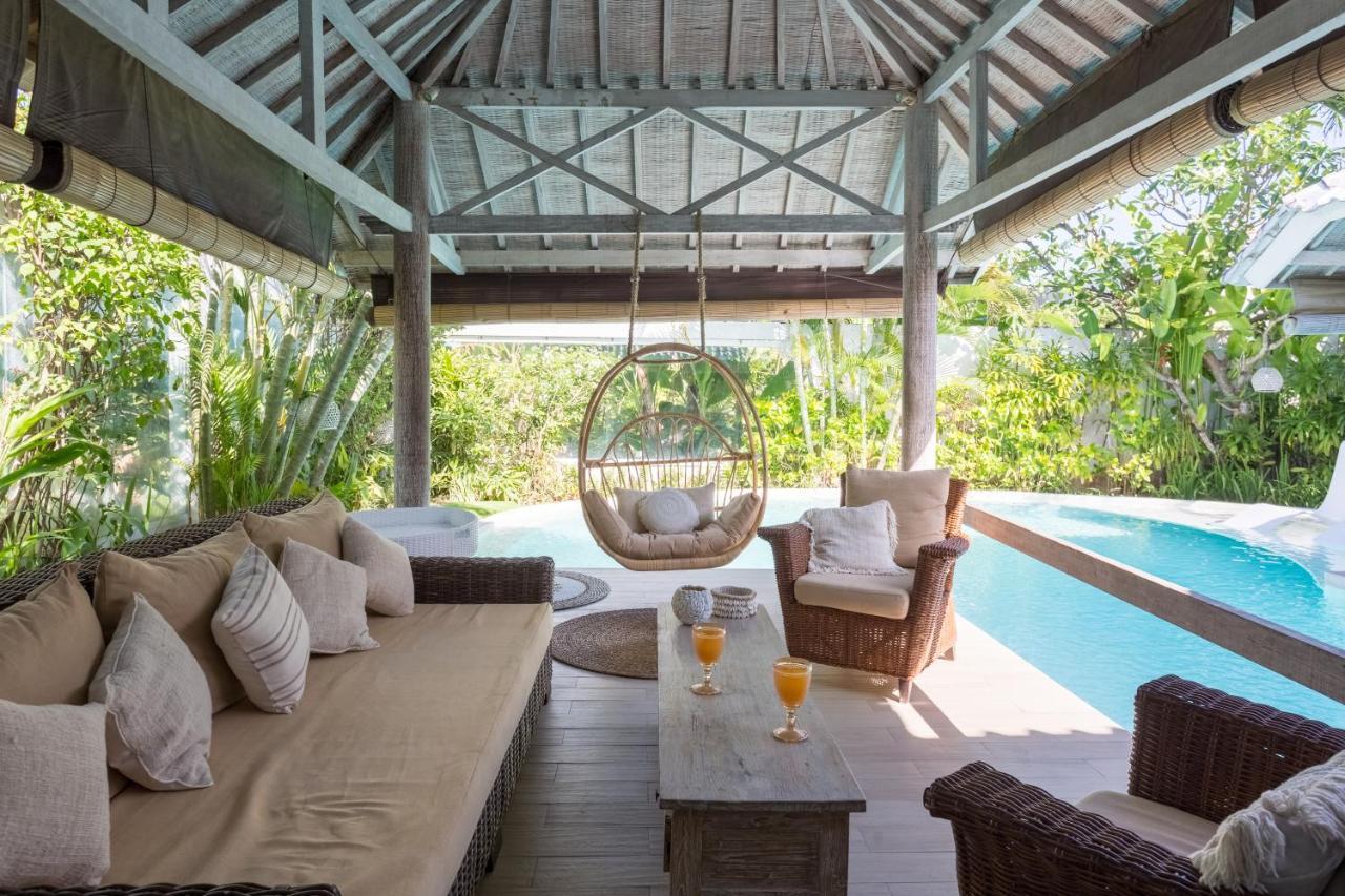 Cocowhite Villa Seminyak Esterno foto