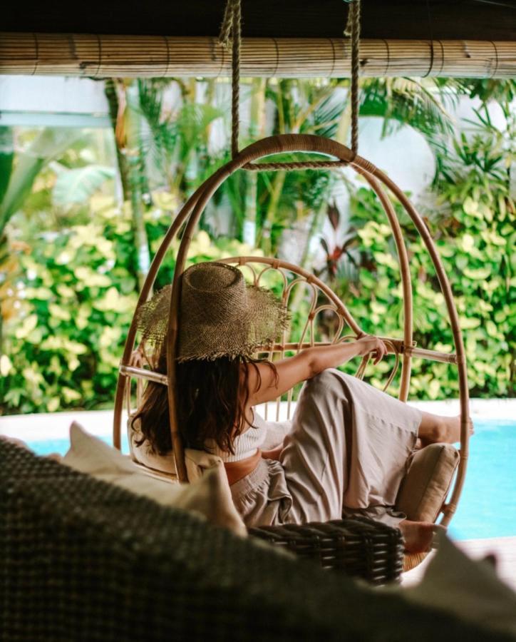 Cocowhite Villa Seminyak Esterno foto